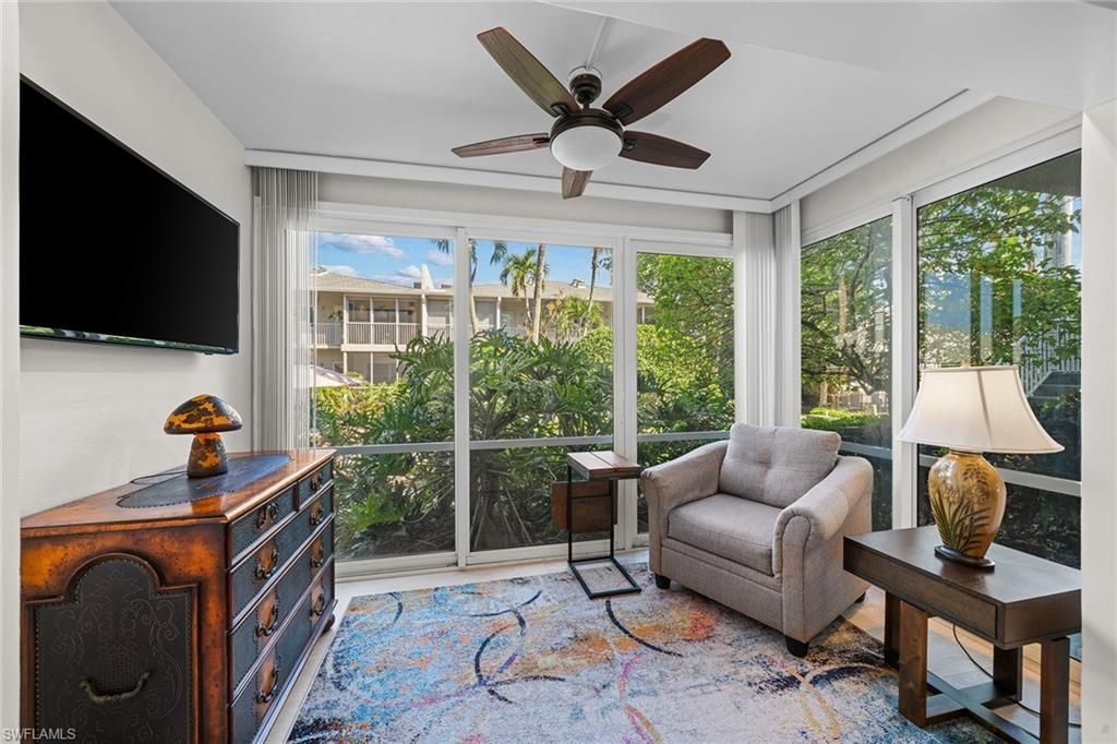 604 7th Ave S, Unit A-604, Naples, FL 34102 Photo