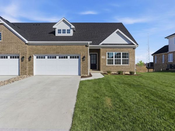 16541 Kayla Drive, Lemont, IL 60439