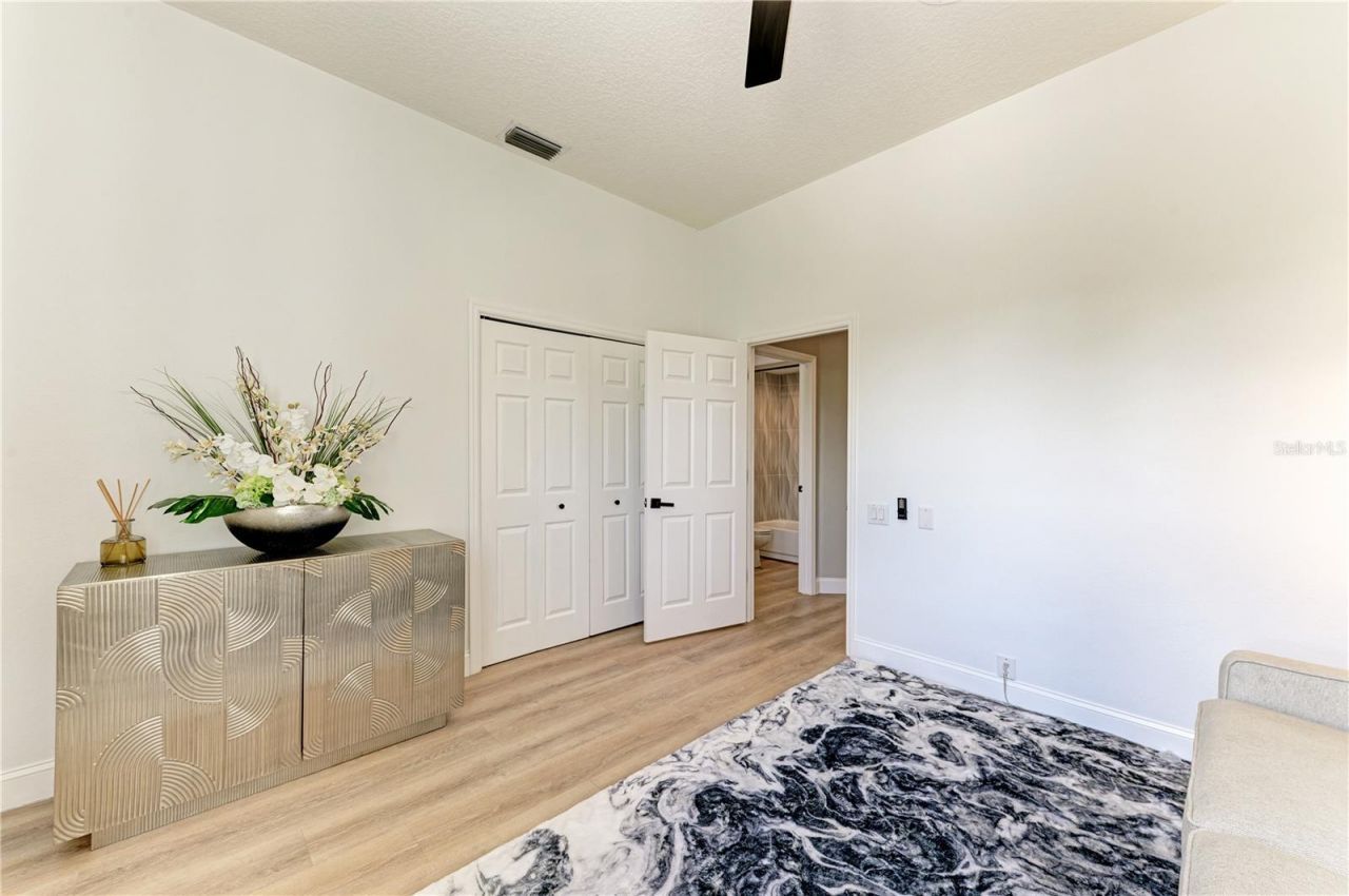 6622 Oakbrooke Circle, Bradenton, FL 34202 Photo