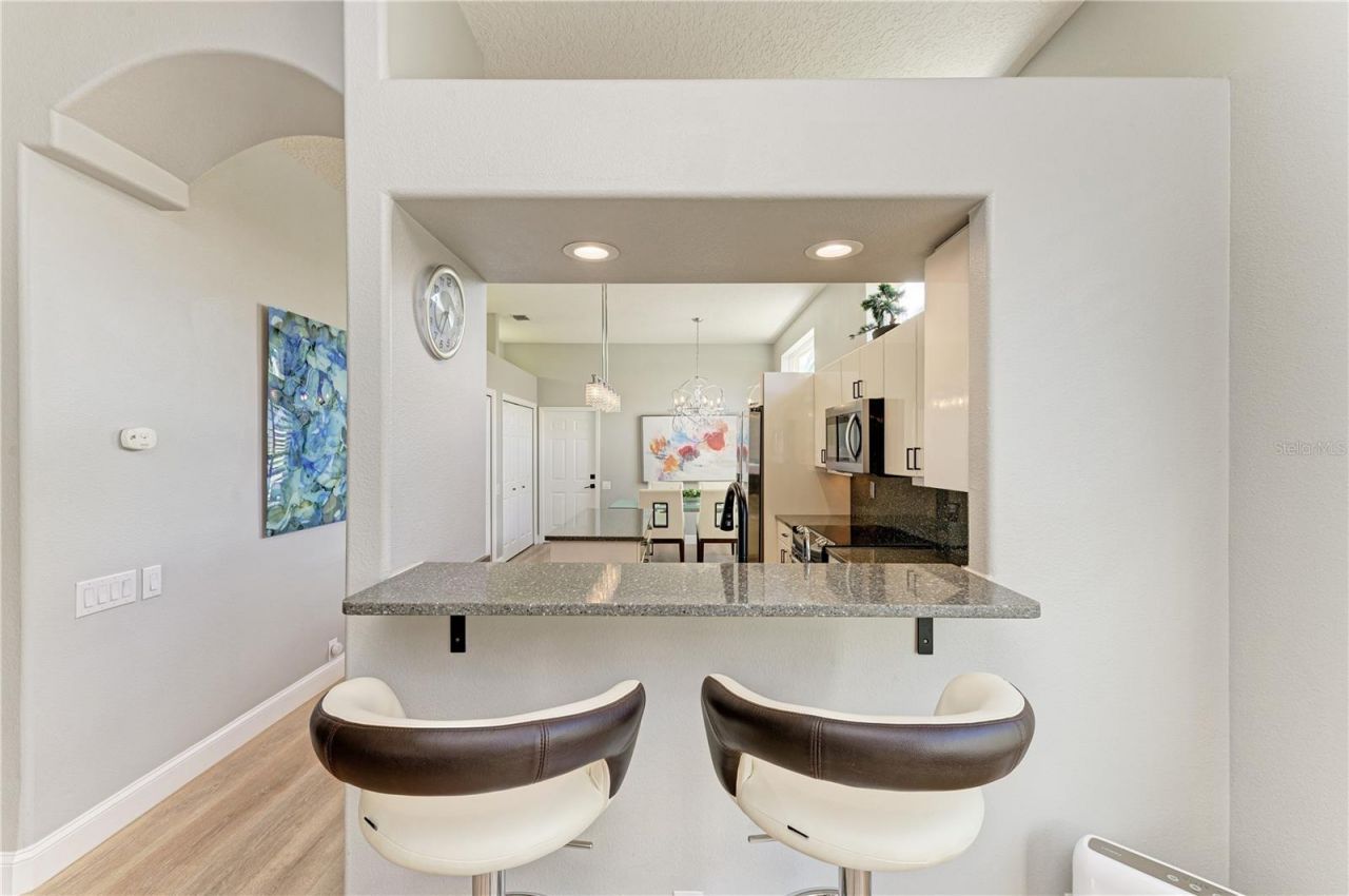 6622 Oakbrooke Circle, Bradenton, FL 34202 Photo