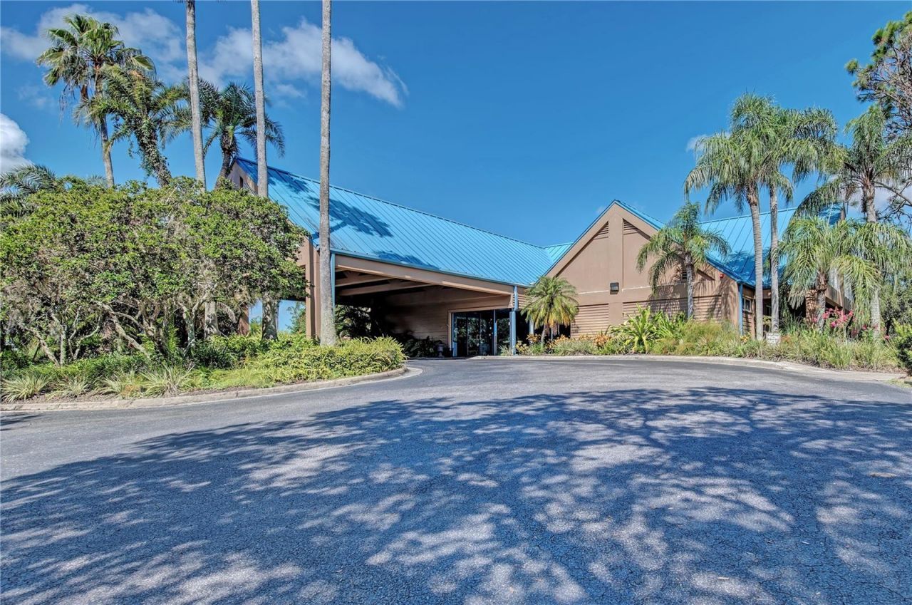 6622 Oakbrooke Circle, Bradenton, FL 34202 Photo
