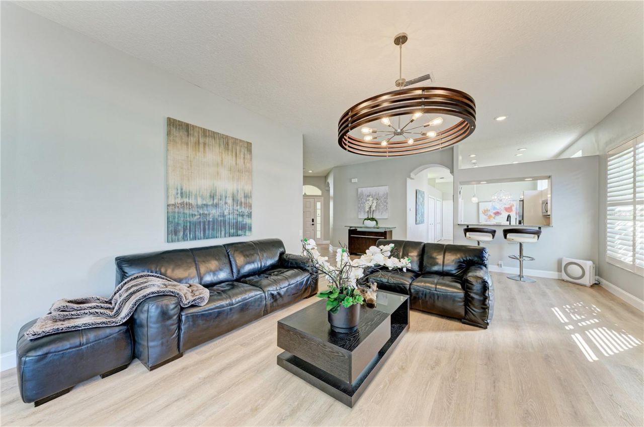 6622 Oakbrooke Circle, Bradenton, FL 34202 Photo