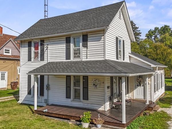 16 W Main St, Greenwich, OH 44837