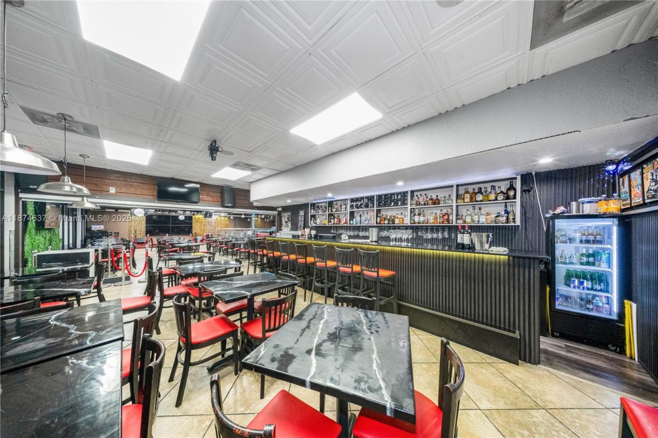 9606 SW 72nd St, Miami, FL 33173 Photo