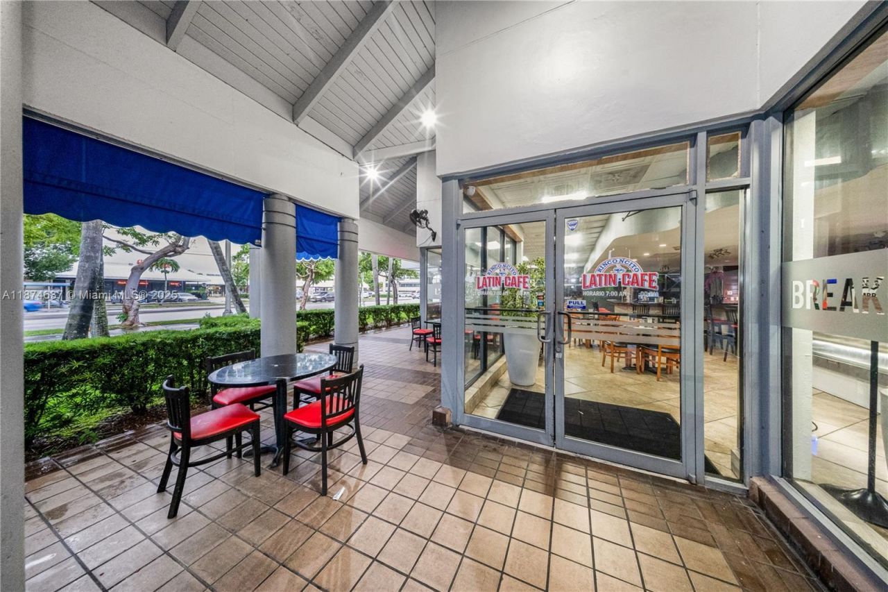 9606 SW 72nd St, Miami, FL 33173 Photo