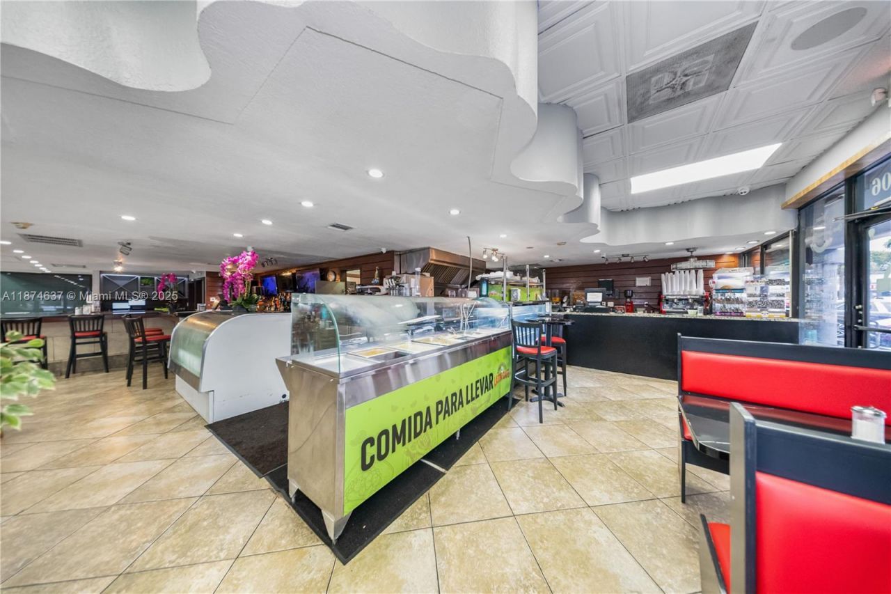 9606 SW 72nd St, Miami, FL 33173 Photo