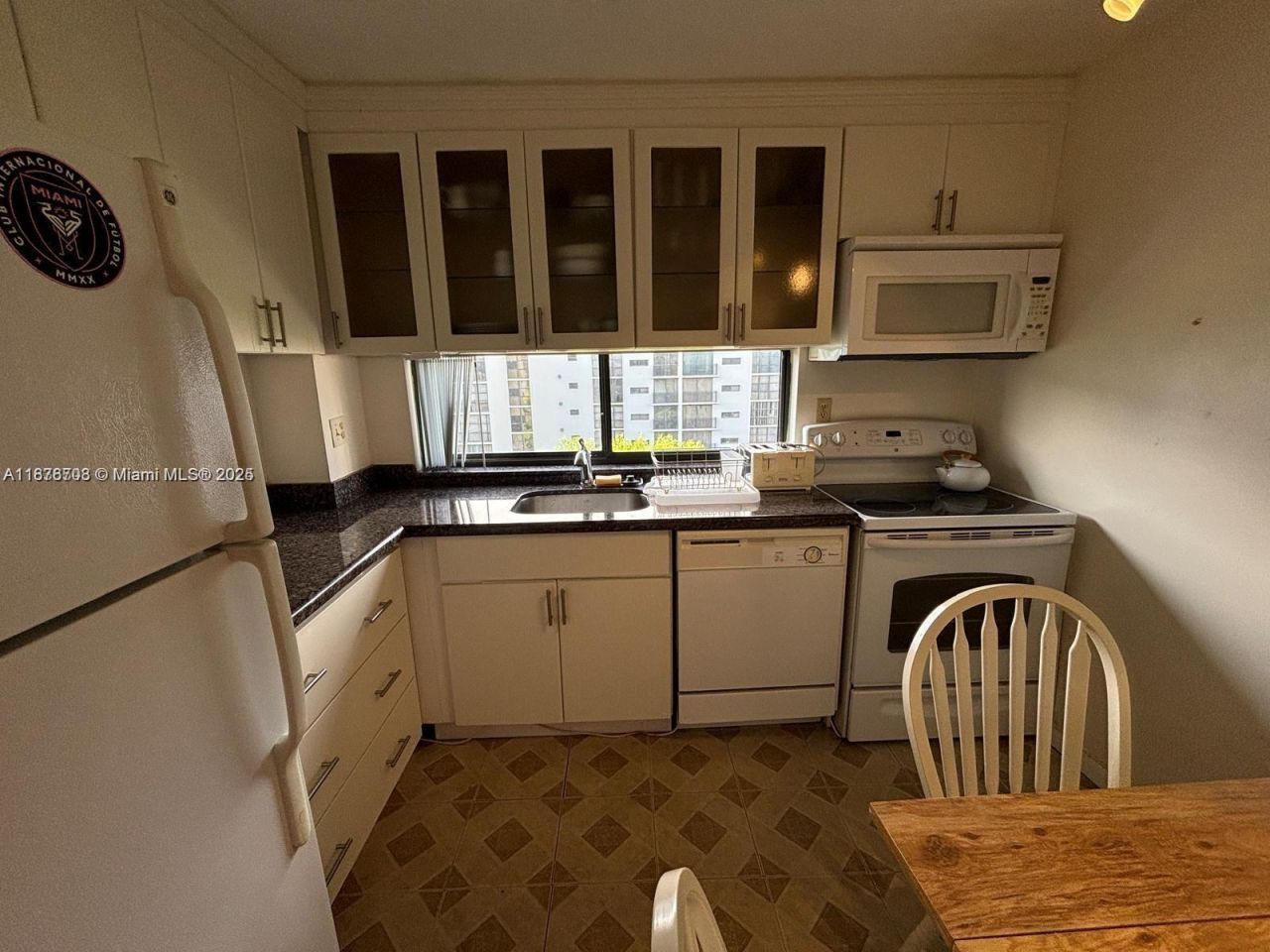 17011 N Bay Rd, Unit 805, Sunny Isles Beach, FL 33160 Photo