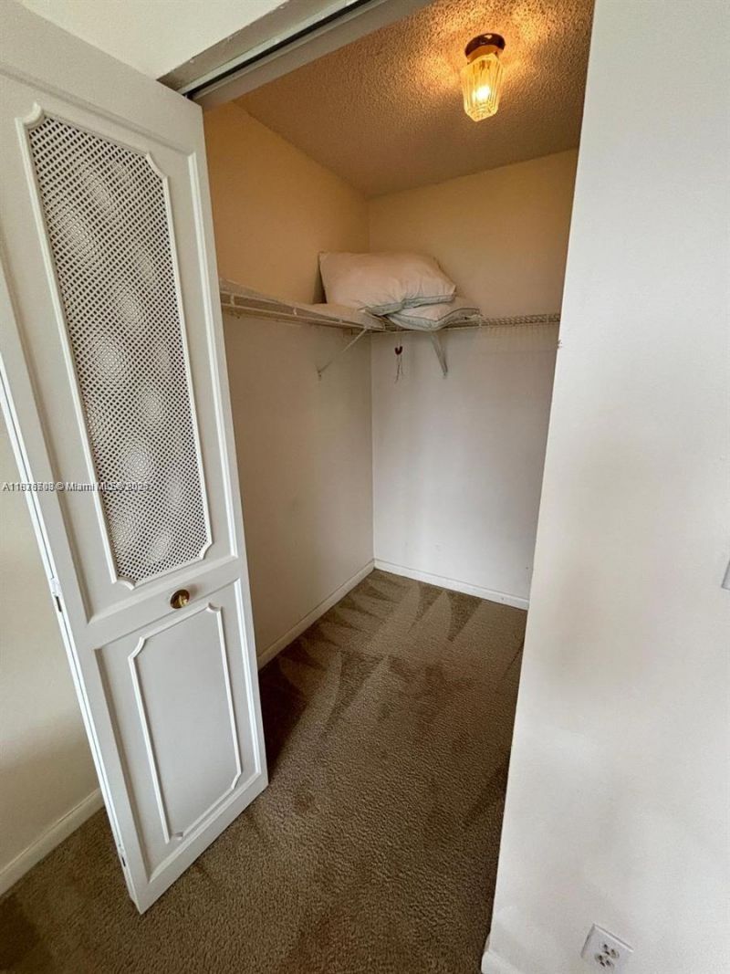 17011 N Bay Rd, Unit 805, Sunny Isles Beach, FL 33160 Photo