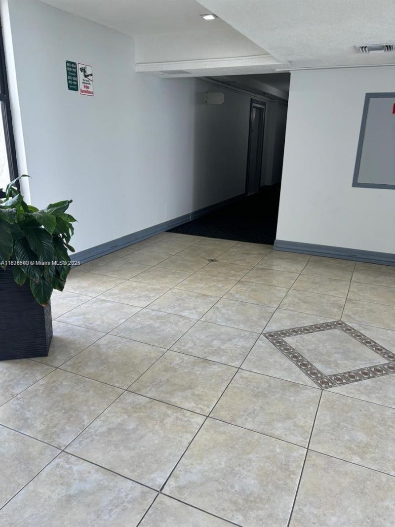 17011 N Bay Rd, Unit 805, Sunny Isles Beach, FL 33160 Photo