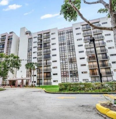 17011 N Bay Rd, Unit 805, Sunny Isles Beach, FL 33160 Photo