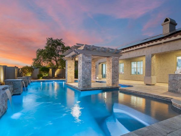 1705 W PARNELL Drive, Phoenix, AZ 85085