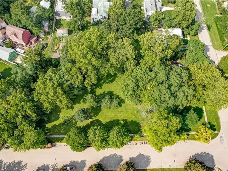 117 E North College Street, Yellow Springs, OH 45387 Photo 3