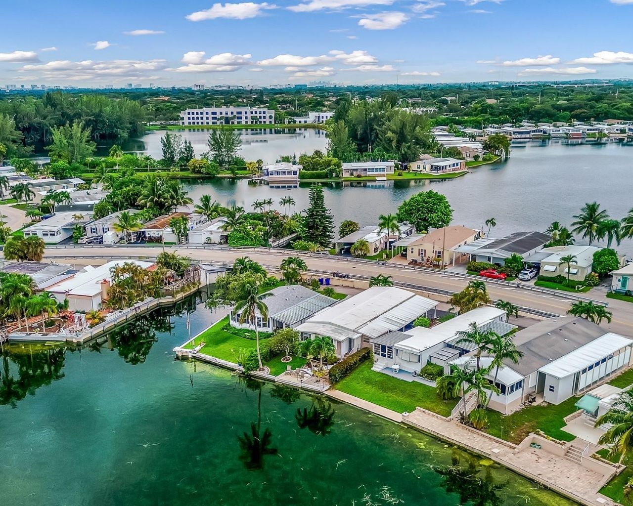 3055 Lakeshore Drive, Fort Lauderdale, FL 33312 Photo