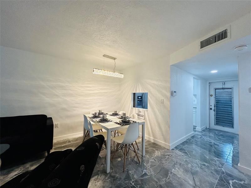 2871 E Sunrise Lakes Drive, Unit 101, Sunrise, FL 33322 Photo
