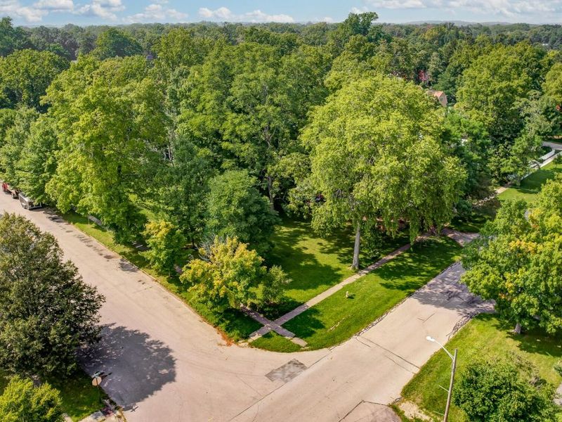 117 E North College Street, Yellow Springs, OH 45387 Photo 2