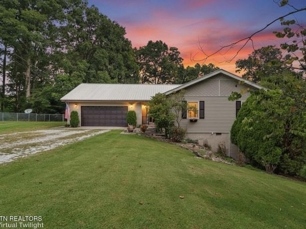 211 Chestnut Court, Crossville, TN 38555