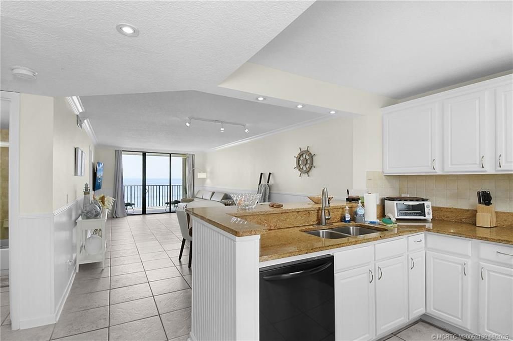 7380 S Ocean Drive, Unit 520, Jensen Beach, FL 34957 Photo