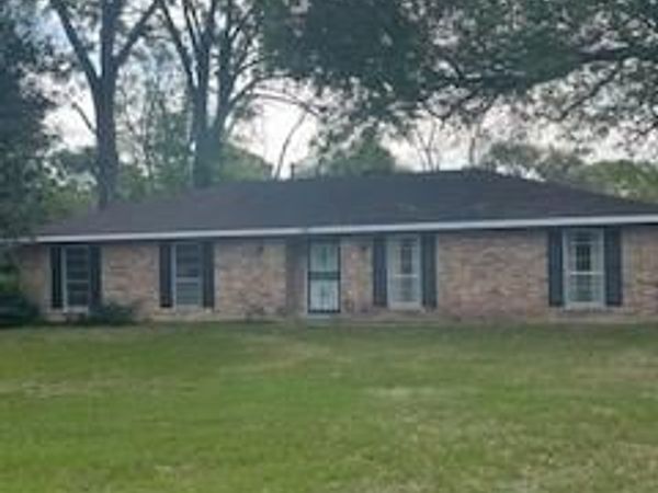 5621 CARL Street, Alexandria, LA 71301