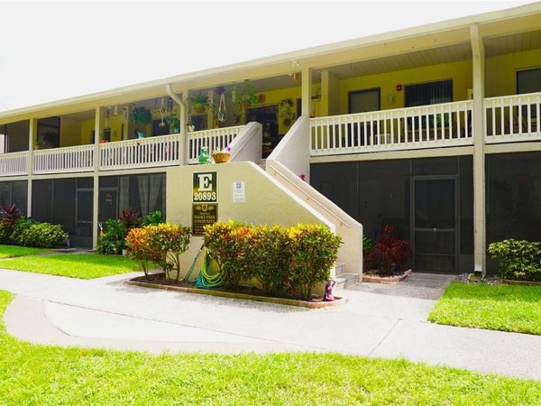 20893 HAULOVER COVE, Unit 8, LUTZ, FL 33558