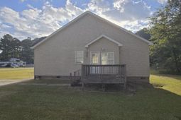 471 Lombardi Court photo 4