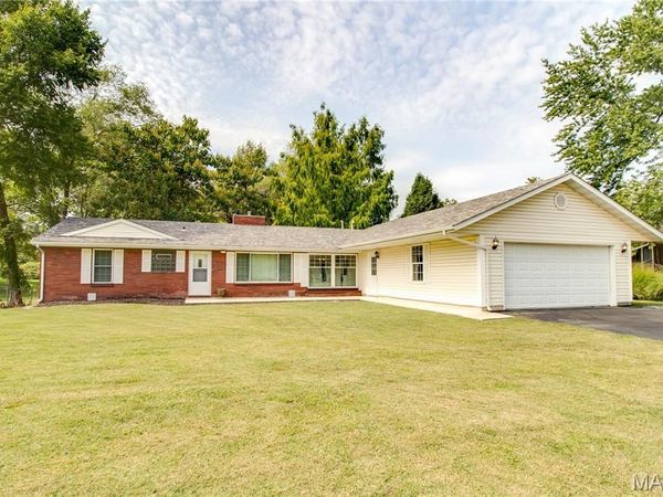 211 S 9th Street, East Alton, IL 62024