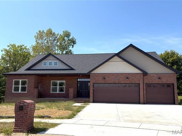 8565 Treybrooke Place, O'Fallon, IL 62269