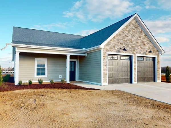 2430 Sandstone Drive, Morristown, TN 37814