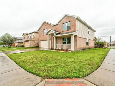 9729 Manassas Road, Fort Worth, TX 76177