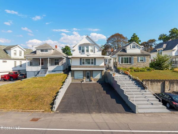 2726 Broadway, Rotterdam, NY 12306