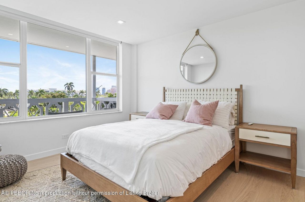 333 Sunset Avenue, Unit 308, Palm Beach, FL 33480 Photo