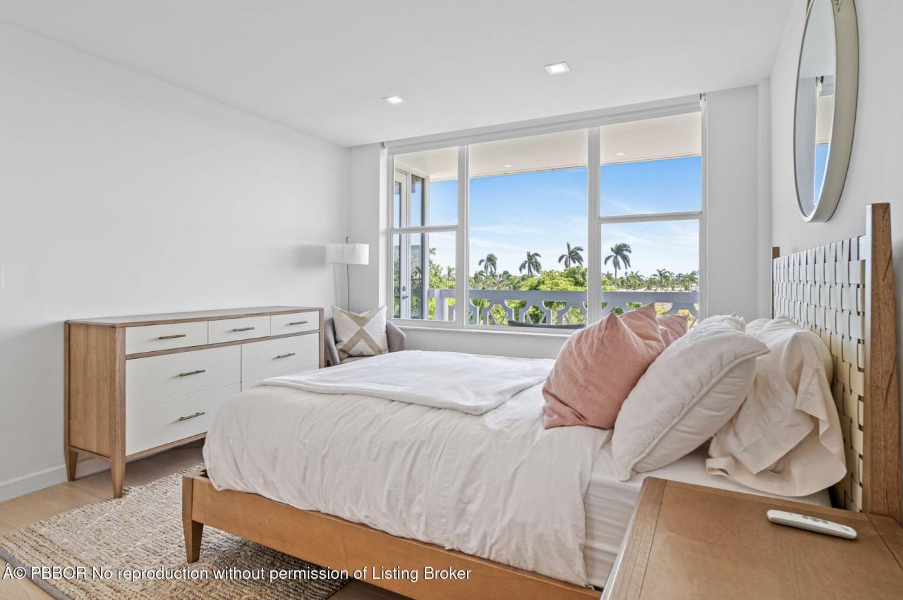 333 Sunset Avenue, Unit 308, Palm Beach, FL 33480 Photo