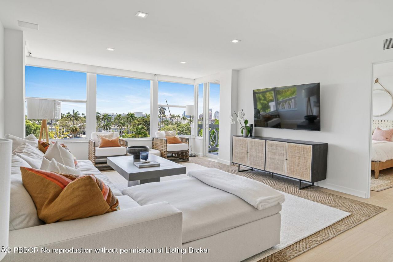 333 Sunset Avenue, Unit 308, Palm Beach, FL 33480 Photo