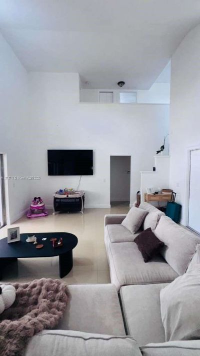 Please Call For Address, Miami, FL 33186 Photo