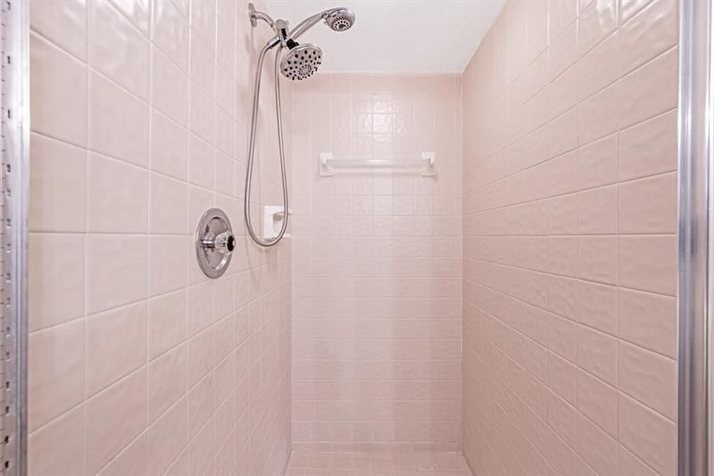 2206 S Cypress Bend Drive, Unit 208, Pompano Beach, FL 33069 Photo