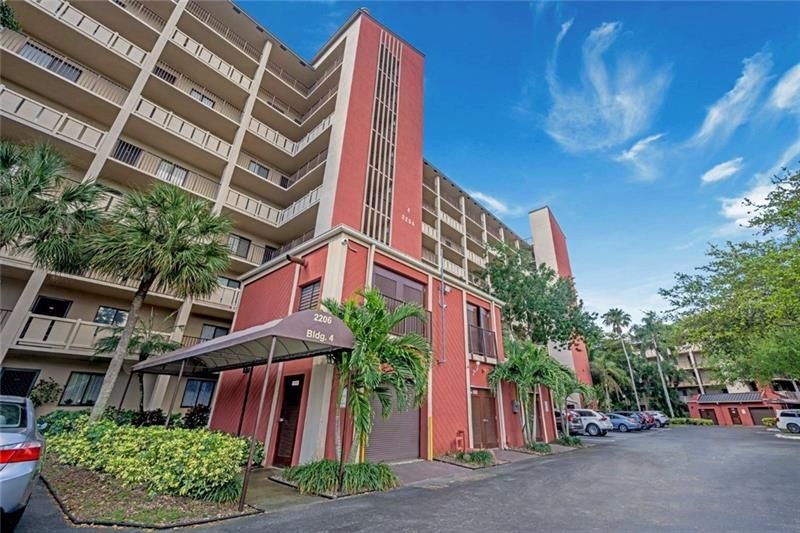 2206 S Cypress Bend Drive, Unit 208, Pompano Beach, FL 33069 Photo
