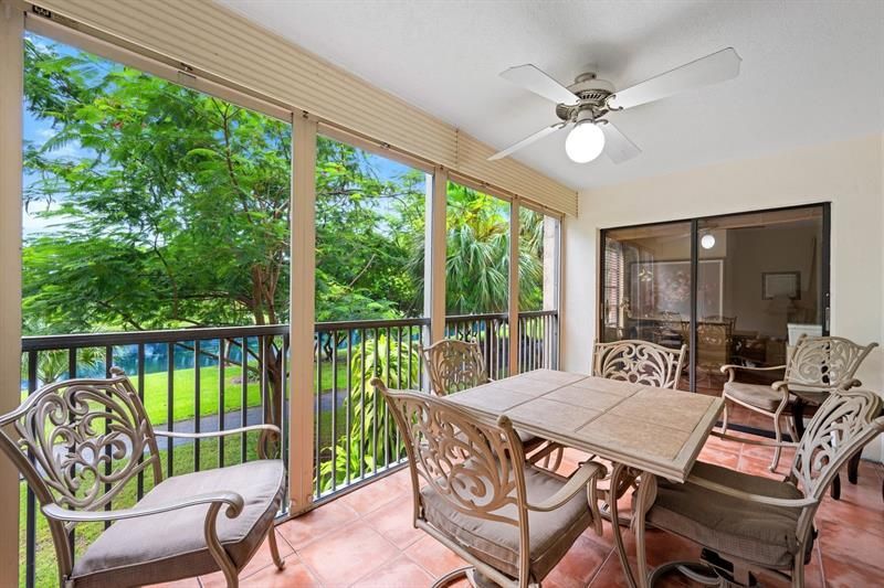 2206 S Cypress Bend Drive, Unit 208, Pompano Beach, FL 33069 Photo