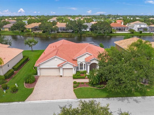 2748 HARVEST DRIVE, SARASOTA, FL 34240