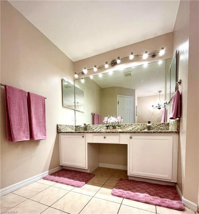 2720 NE 1st Pl, Cape Coral, FL 33909 Photo