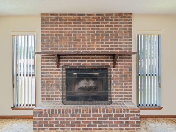 422 Fleetwood Drive, Mary Esther, FL 32569