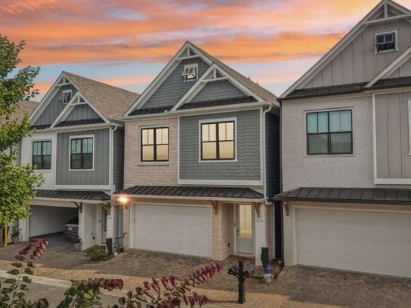 114 Batten Board Way, Woodstock, GA 30189