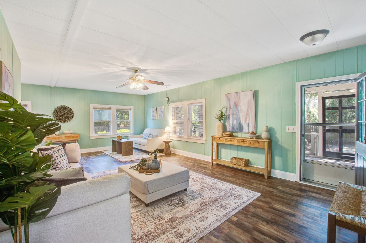 101 Lee Street Photo 11