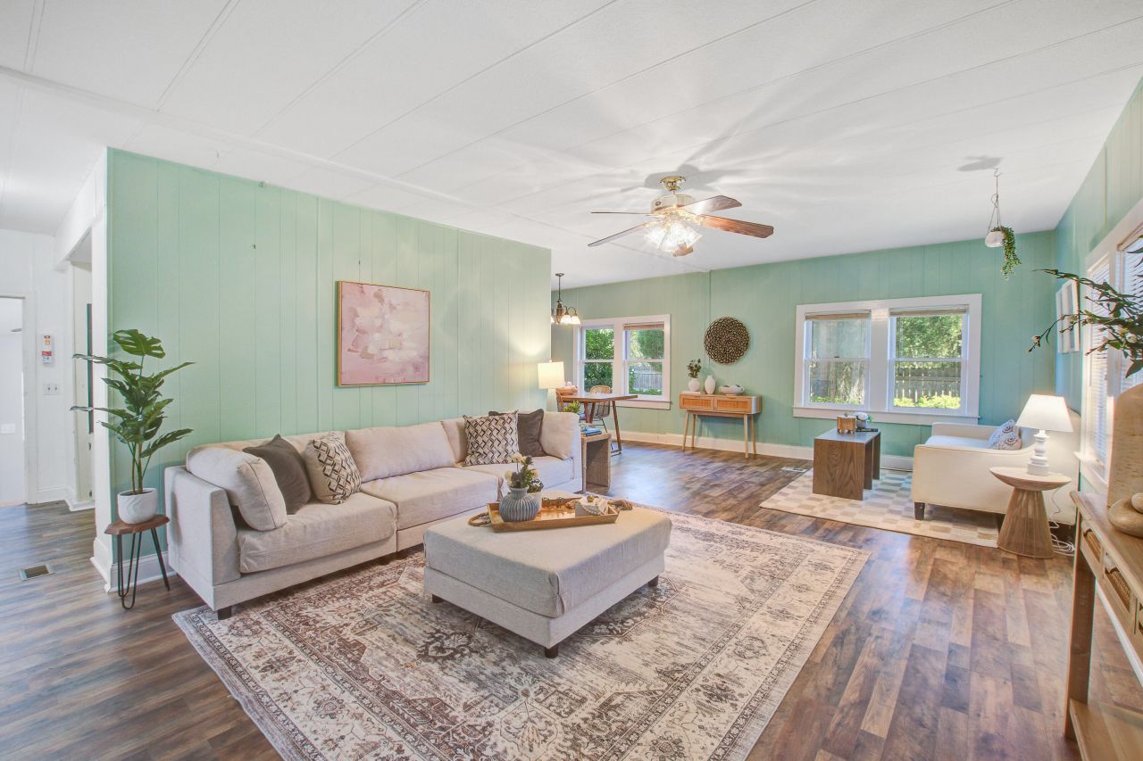 101 Lee Street Photo 12