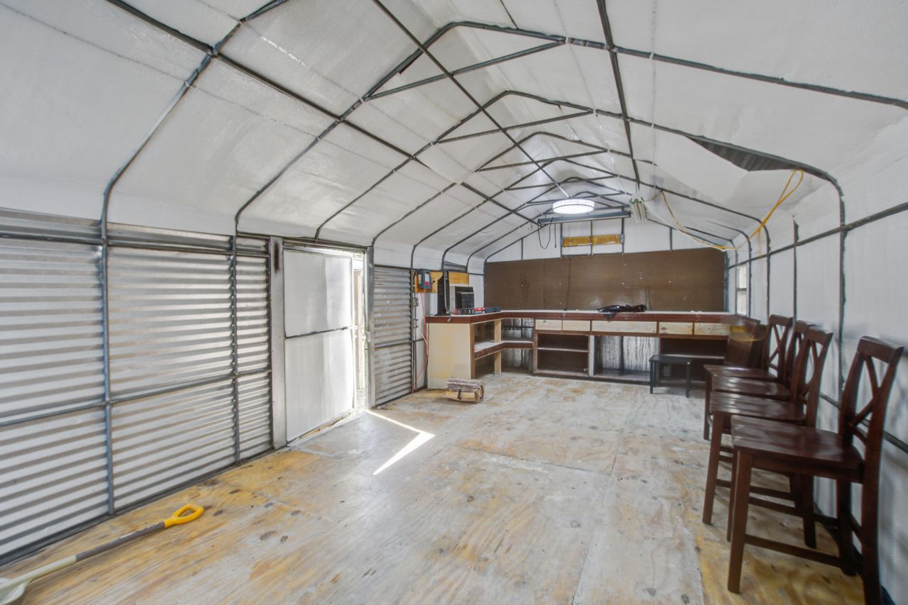 101 Lee Street Photo 28