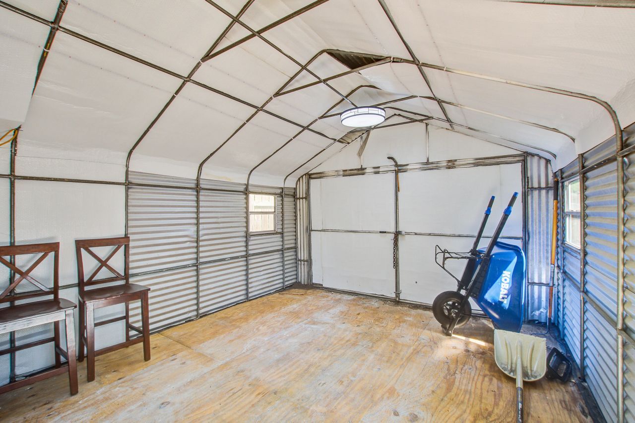 101 Lee Street Photo 29