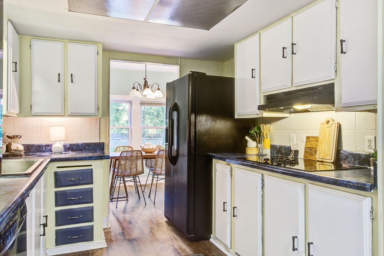 101 Lee Street Photo 9