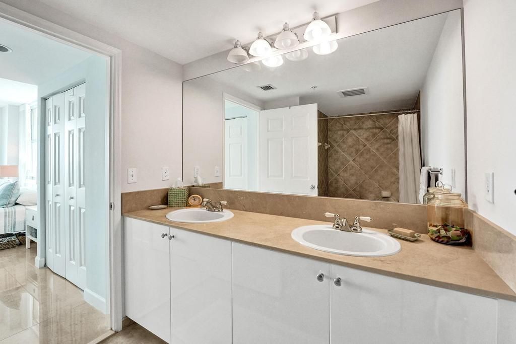 625 Casa Loma Boulevard, Unit 1408, Boynton Beach, FL 33435 Photo