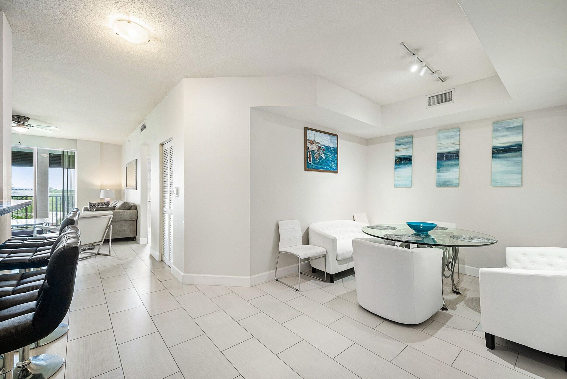 255 NE 3rd Avenue, Unit 2503, Delray Beach, FL 33444 Photo