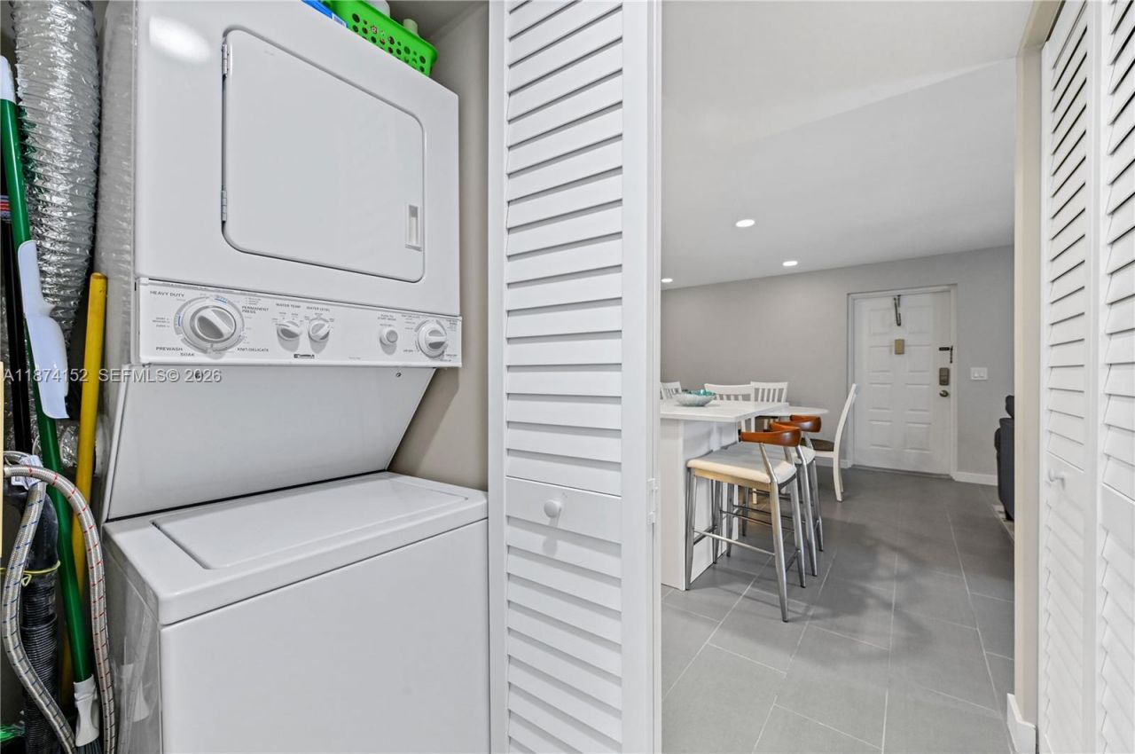 812 Sky Pine Way, Unit C2, Greenacres, FL 33415 Photo