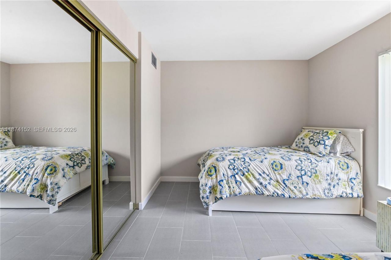 812 Sky Pine Way, Unit C2, Greenacres, FL 33415 Photo