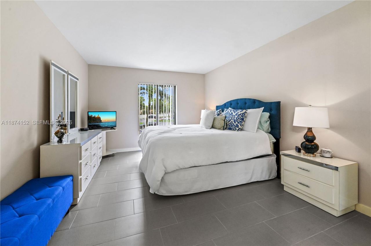 812 Sky Pine Way, Unit C2, Greenacres, FL 33415 Photo